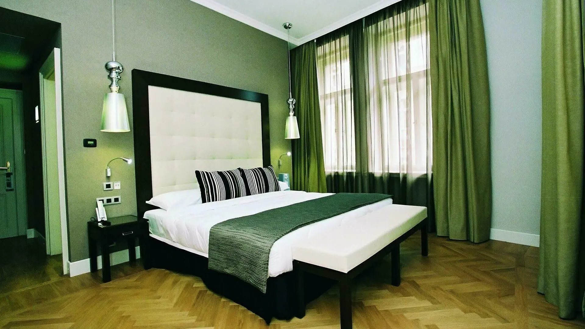 Hotel Eurostars David Praga 4*,